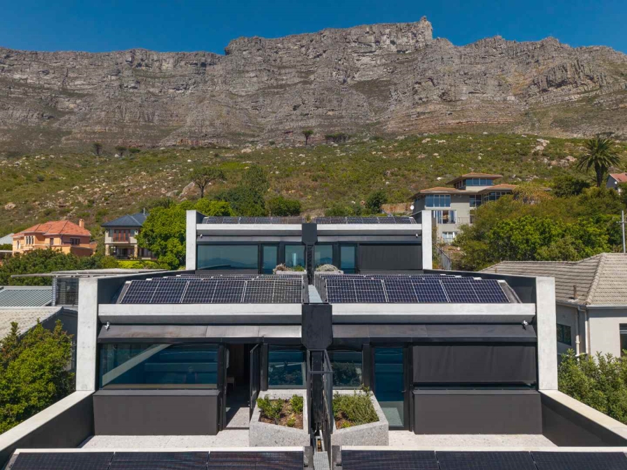 3 Bedroom Property for Sale in Oranjezicht Western Cape